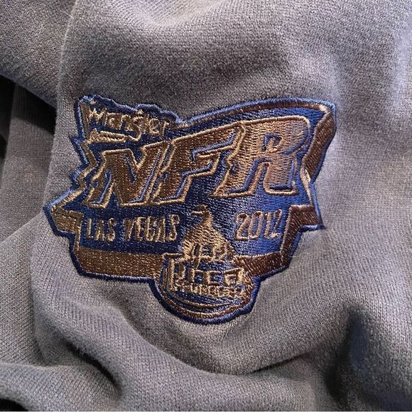 2012 Wrangler NFR LAS VEGAS Finals Pro RODEO Gear Zip Up Hoodie Size M - Picture 7 of 13